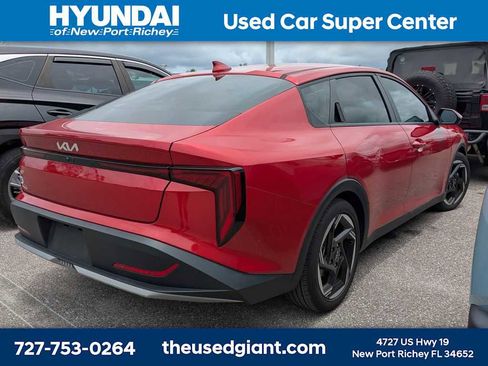 Used 2025 Kia K4 EX FWD image 2