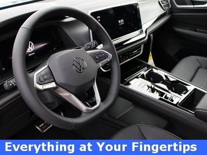 New 2025 Volkswagen Atlas Cross Sport SEL R-Line