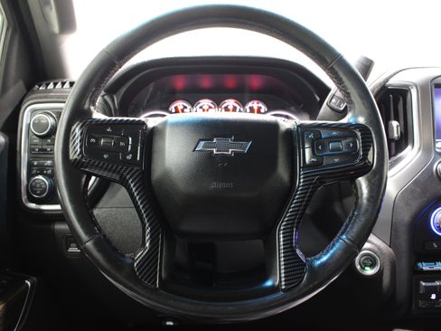 Used 2022 Chevrolet Silverado 1500 LT Trail Boss w/ LT Trail Boss Premium Package AWD/4WD image 10