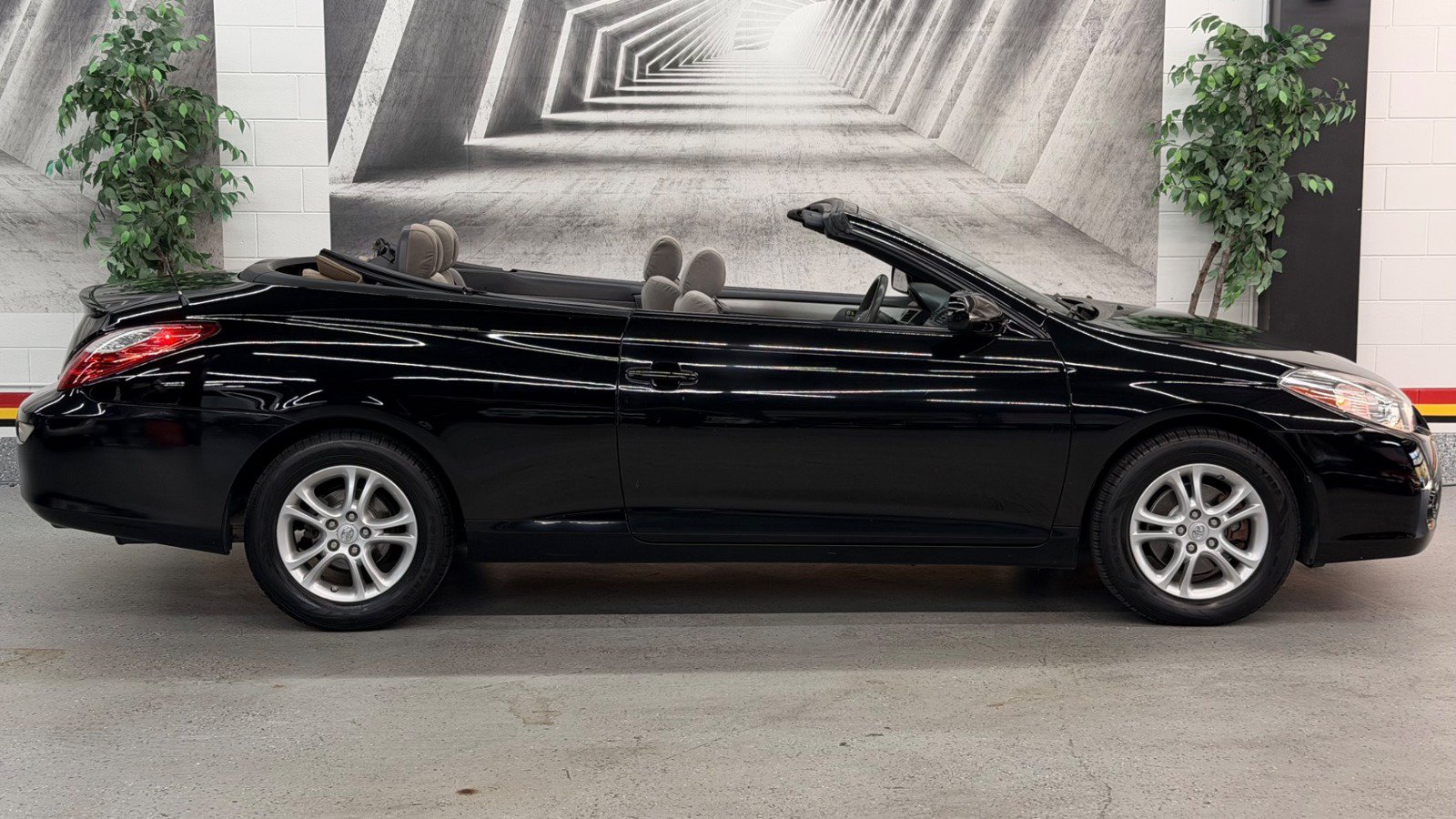Used 2007 Toyota Solara SE FWD image 6