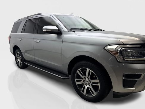 Used 2023 Ford Expedition Limited RWD image 12