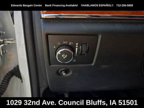 Used 2013 Jeep Grand Cherokee Overland AWD/4WD image 13