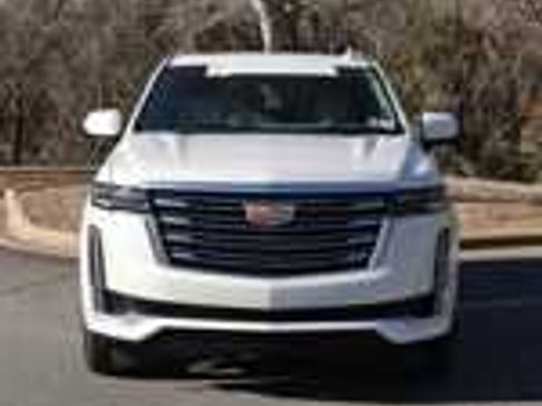 Certified 2022 Cadillac Escalade Premium Luxury Platinum image 9