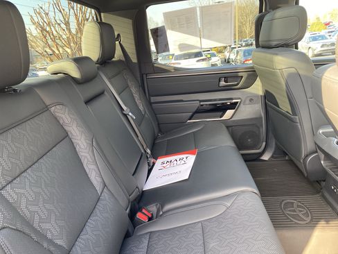 Used 2025 Toyota Tundra Limited image 22