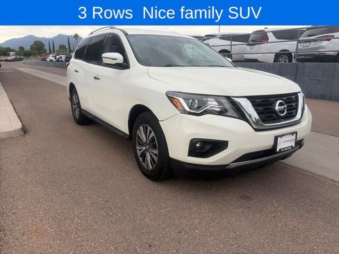 Used 2020 Nissan Pathfinder SV FWD image 3