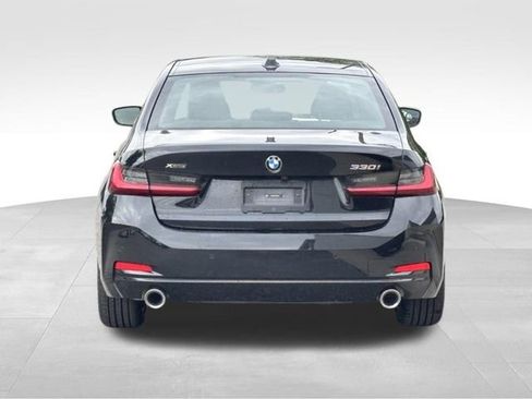 Certified 2025 BMW 330i xDrive Sedan w/ Premium Package AWD/4WD image 8