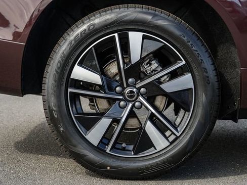 New 2026 Volvo XC60 B5 Plus image 19