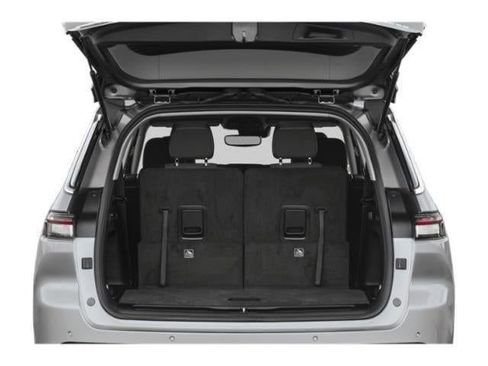 Used 2023 Jeep Grand Cherokee L Limited image 11