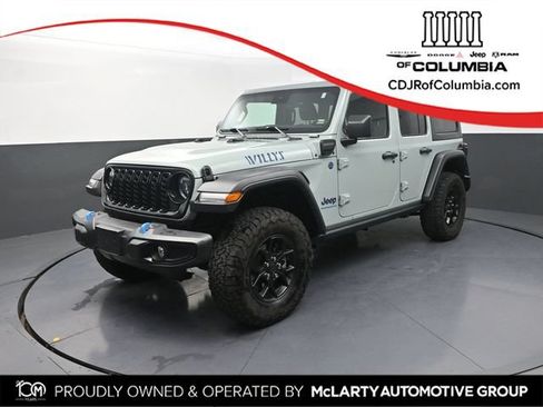 Used 2024 Jeep Wrangler Unlimited AWD/4WD image 1