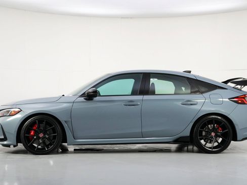 Used 2025 Honda Civic Type R image 7