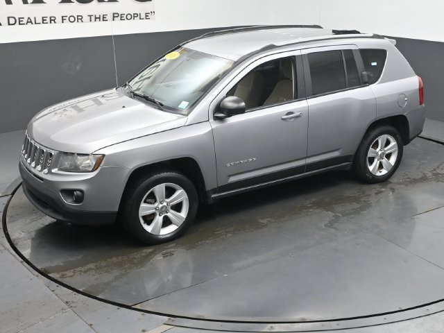 Used 2016 Jeep Compass Sport w/ Power Value Group FWD image 48