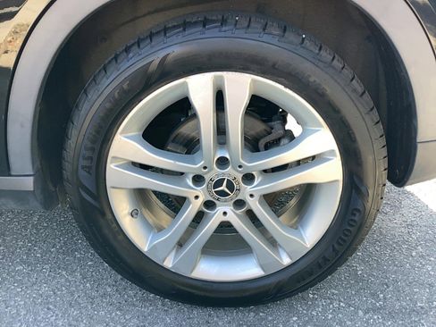 Used 2020 Mercedes-Benz GLA 250 4MATIC image 12