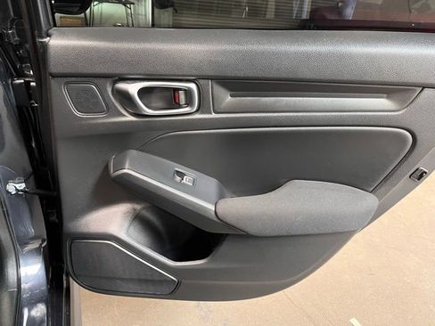 Used 2022 Honda Civic EX image 13