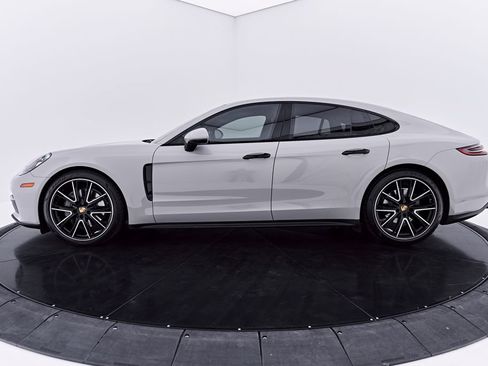 Used 2018 Porsche Panamera 4S AWD/4WD image 10