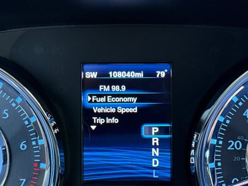 Used 2012 Chrysler 300 RWD image 24