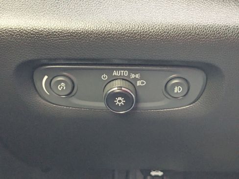 Used 2020 Chevrolet Traverse Premier w/ Redline Edition image 19