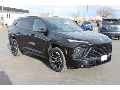 New 2026 Buick Enclave Sport Touring w/ Power Package AWD/4WD image 9