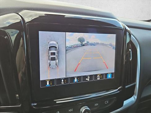 Used 2022 Chevrolet Traverse Premier w/ Redline Edition AWD/4WD image 13