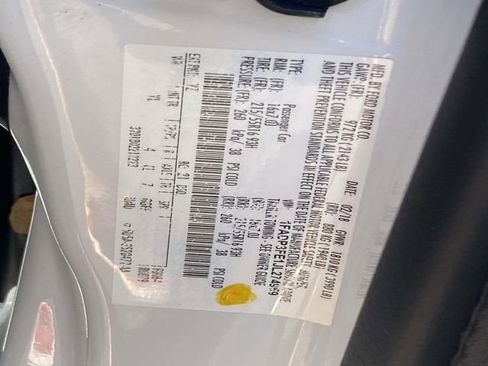 Certified 2018 Ford Focus SE image 22