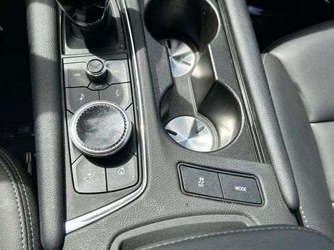 Used 2023 Cadillac XT5 Luxury image 23