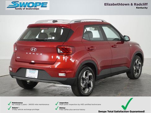 New 2026 Hyundai Venue SEL image 3