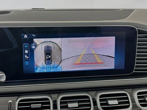New 2026 Mercedes-Benz Maybach GLS 600 4MATIC image 14