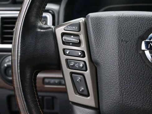 Used 2021 Nissan Titan Platinum Reserve w/ Moonroof Package image 19