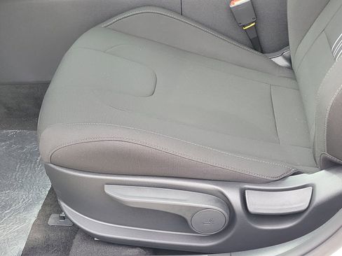 New 2026 Hyundai Elantra SEL Sport Premium FWD image 16