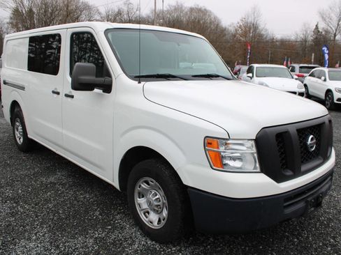 Used 2017 Nissan NV 1500 SV w/ Back Door Glass Package image 4