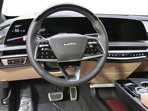 New 2026 Cadillac Lyriq V image 12