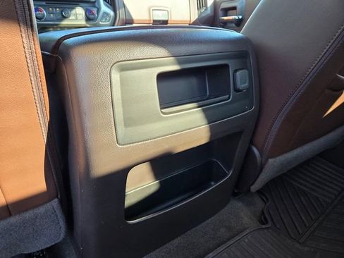 Used 2018 Chevrolet Silverado 1500 High Country image 13