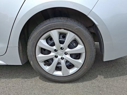 Used 2024 Toyota Corolla LE FWD image 7