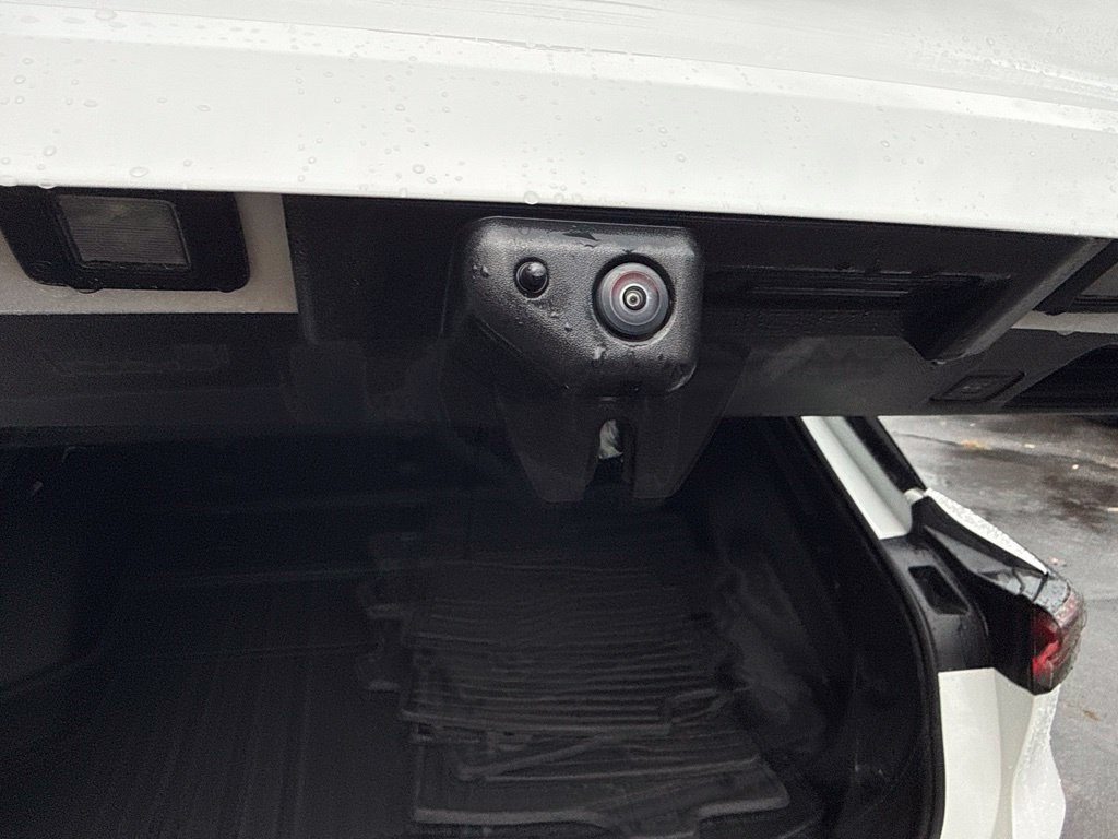 Used 2024 Chevrolet Equinox EV LT w/ LPO, All-Weather Mat Package FWD image 15