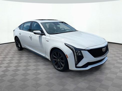 New 2026 Cadillac CT5 V RWD image 3