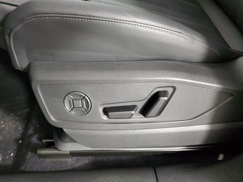 New 2025 Audi Q5 Premium Plus image 27