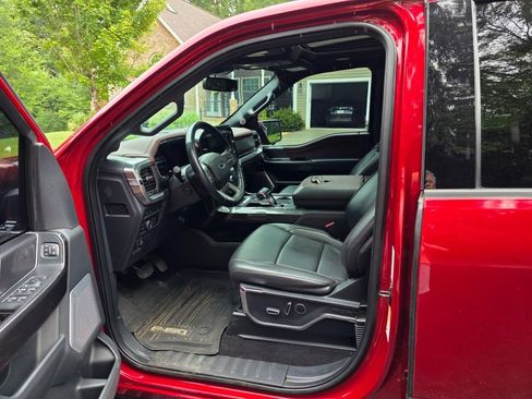 Used 2021 Ford F150 Lariat w/ Equipment Group 502A High AWD/4WD image 9