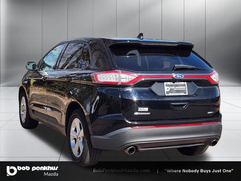 Used 2018 Ford Edge SE image 27