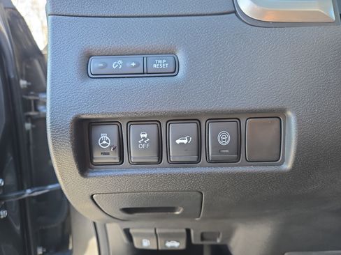 Used 2021 Nissan Murano Platinum w/ Cargo Package image 16