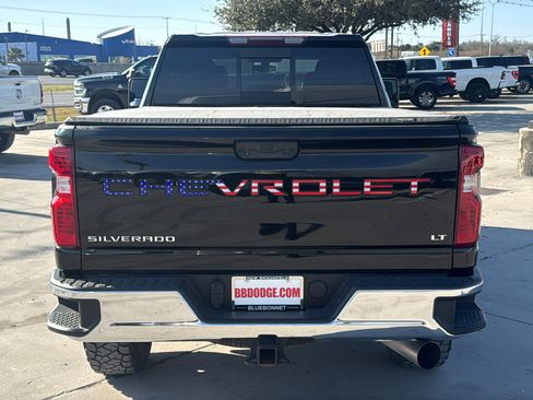 Used 2023 Chevrolet Silverado 2500 LT w/ Convenience Package image 6