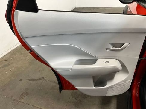 Used 2024 Hyundai Kona SEL FWD image 17