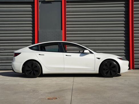 Used 2024 Tesla Model 3 Long Range image 9