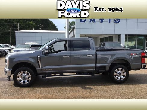 New 2026 Ford F250 Lariat w/ Chrome Package AWD/4WD image 4