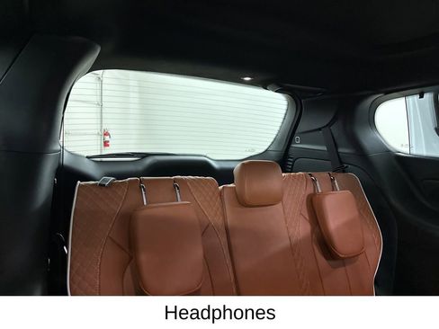 Used 2026 Chrysler Pacifica Pinnacle image 25