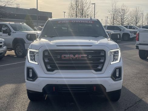 Used 2022 GMC Sierra 1500 AT4 w/ AT4 Premium Package image 2