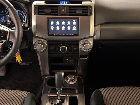 Used 2018 Toyota 4Runner SR5 image 17