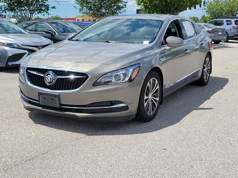 Used 2017 Buick LaCrosse Essence w/ Sun and Shade Package image 3