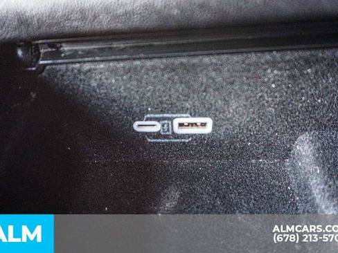 Used 2024 Jeep Wagoneer Series II w/ Flexible Seating Group image 48