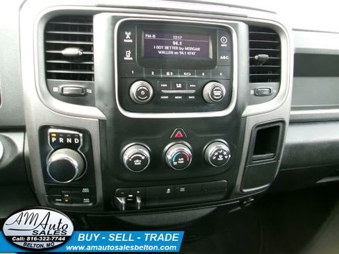 Used 2013 RAM 1500 ST w/ SXT Appearance Group AWD/4WD image 10