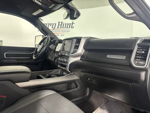 Used 2024 RAM 2500 Big Horn w/ Off Road Package AWD/4WD image 27