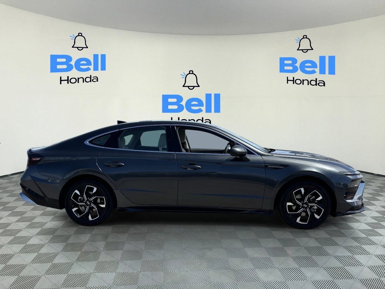 Used 2025 Hyundai Sonata SEL FWD image 5